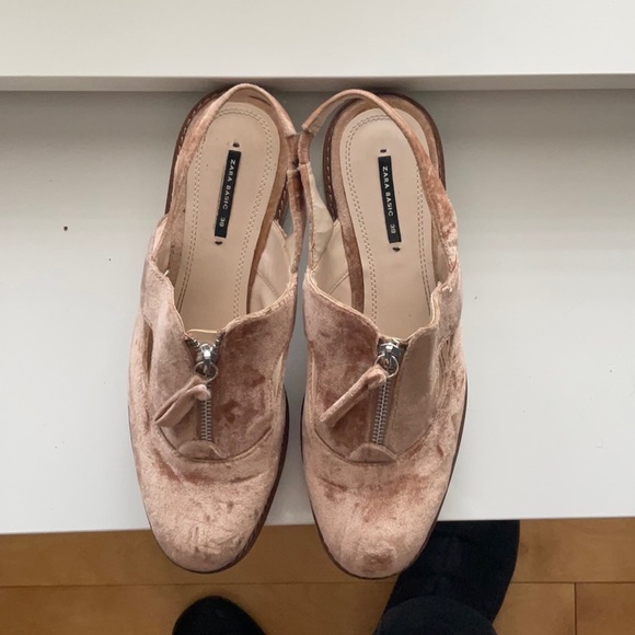🔥$5 SALE!.Zara velvet sling backs EUC sz 39 - Picture 3 of 6